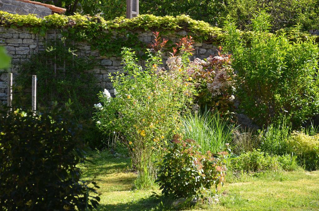 La Closerie Bed and Breakfast Nercillac Eksteriør billede